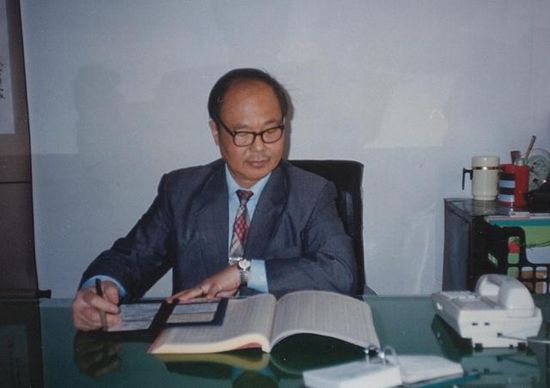1558943721464002.jpg 沈永钧工作照_副本.jpg